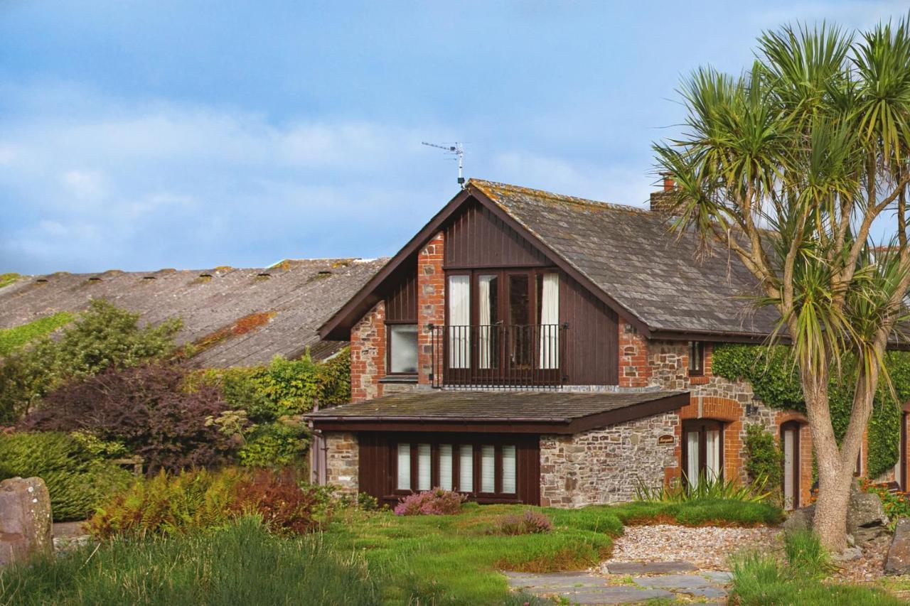 Downe Cottages Hartland Exterior foto