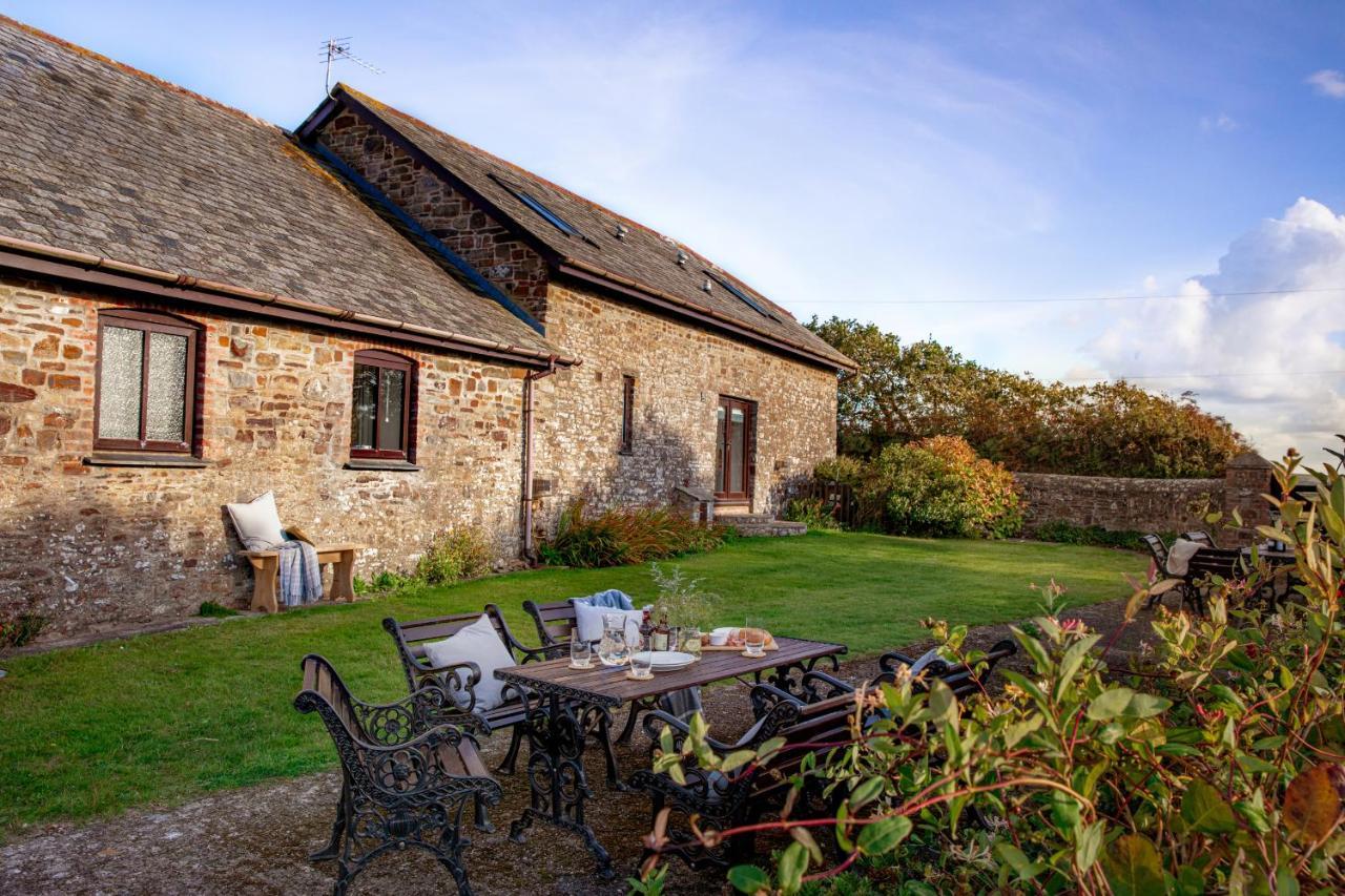 Downe Cottages Hartland Exterior foto